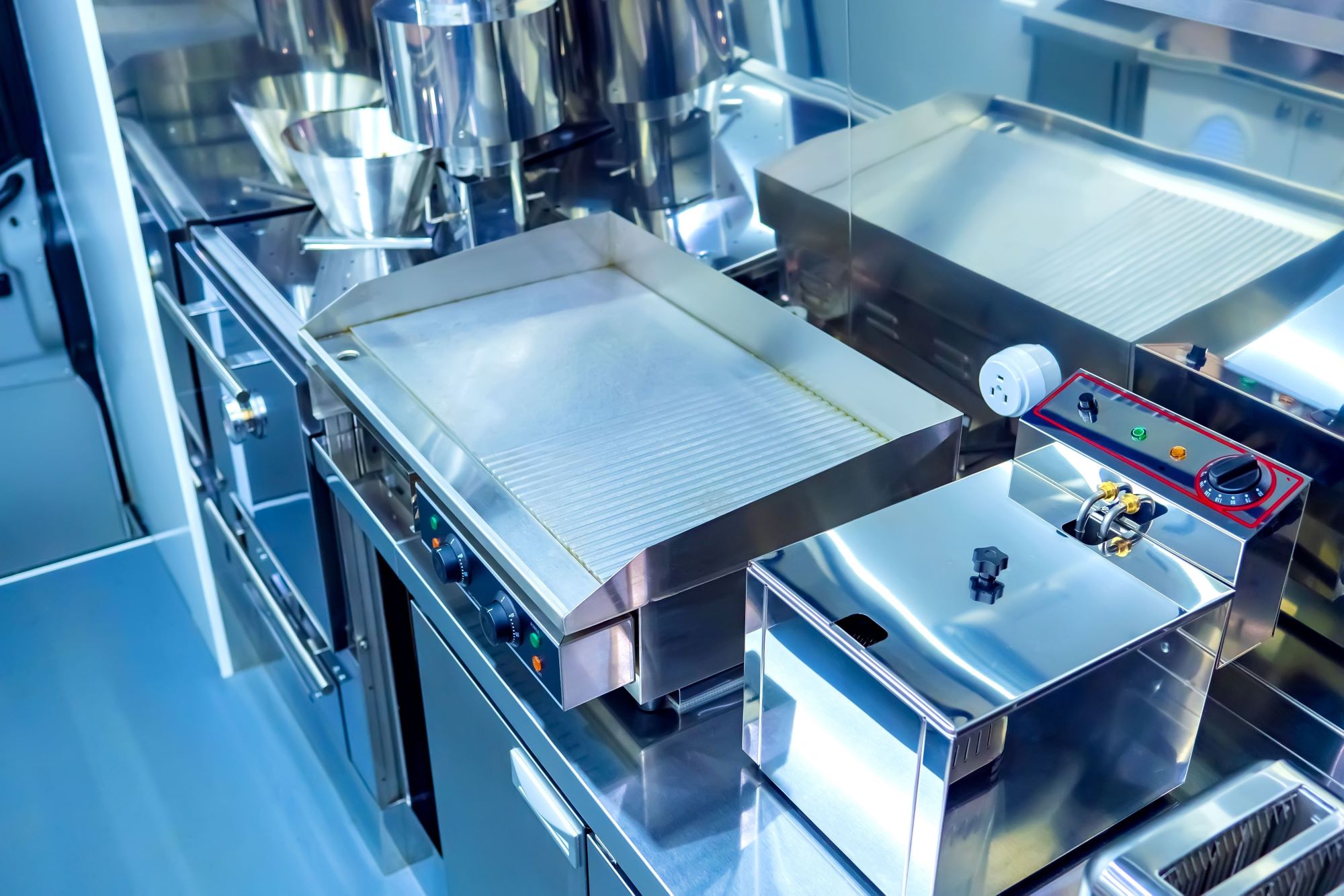 electrical appliances in commercial kitchen