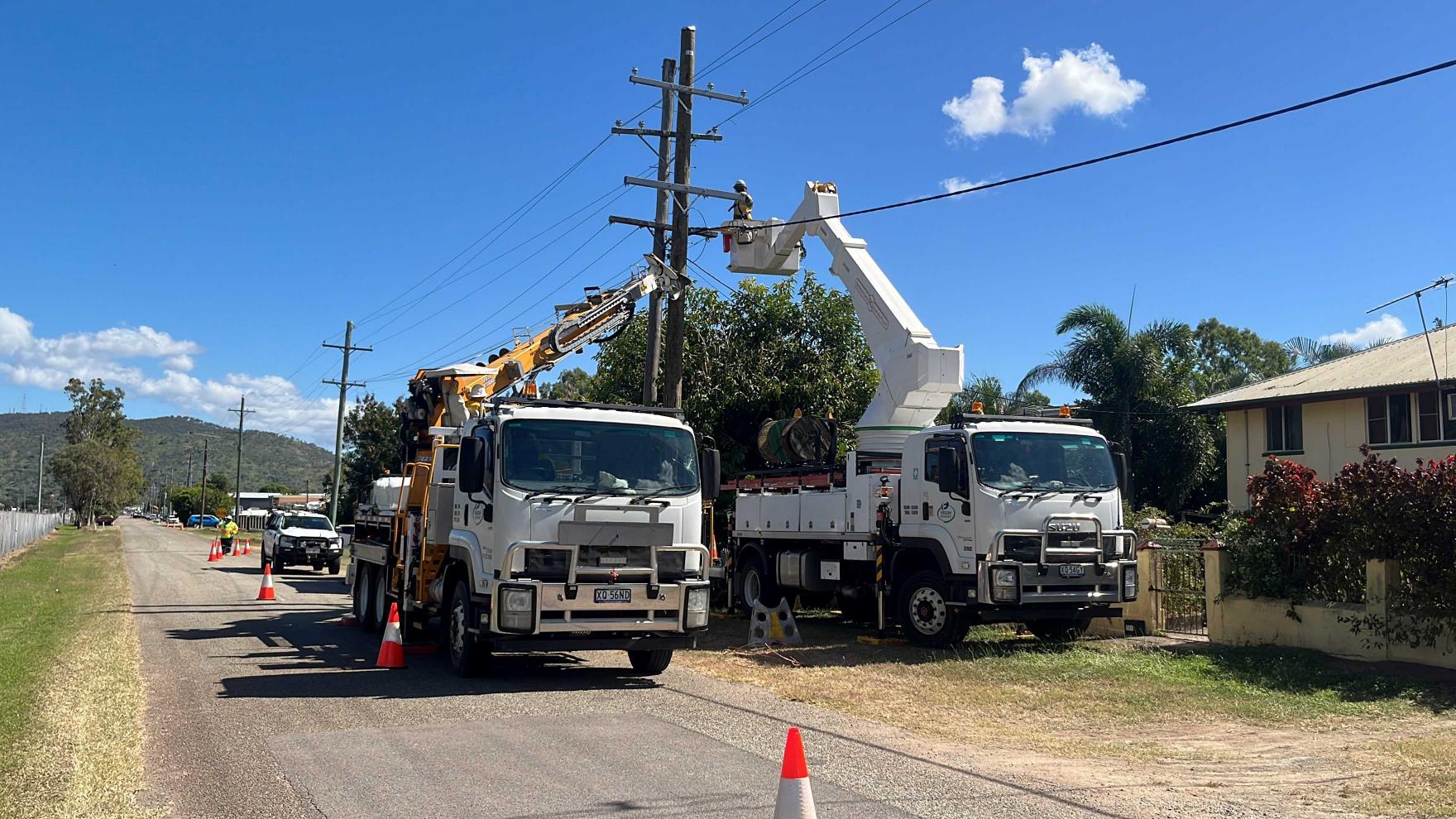 Installing a new pole at Stuart